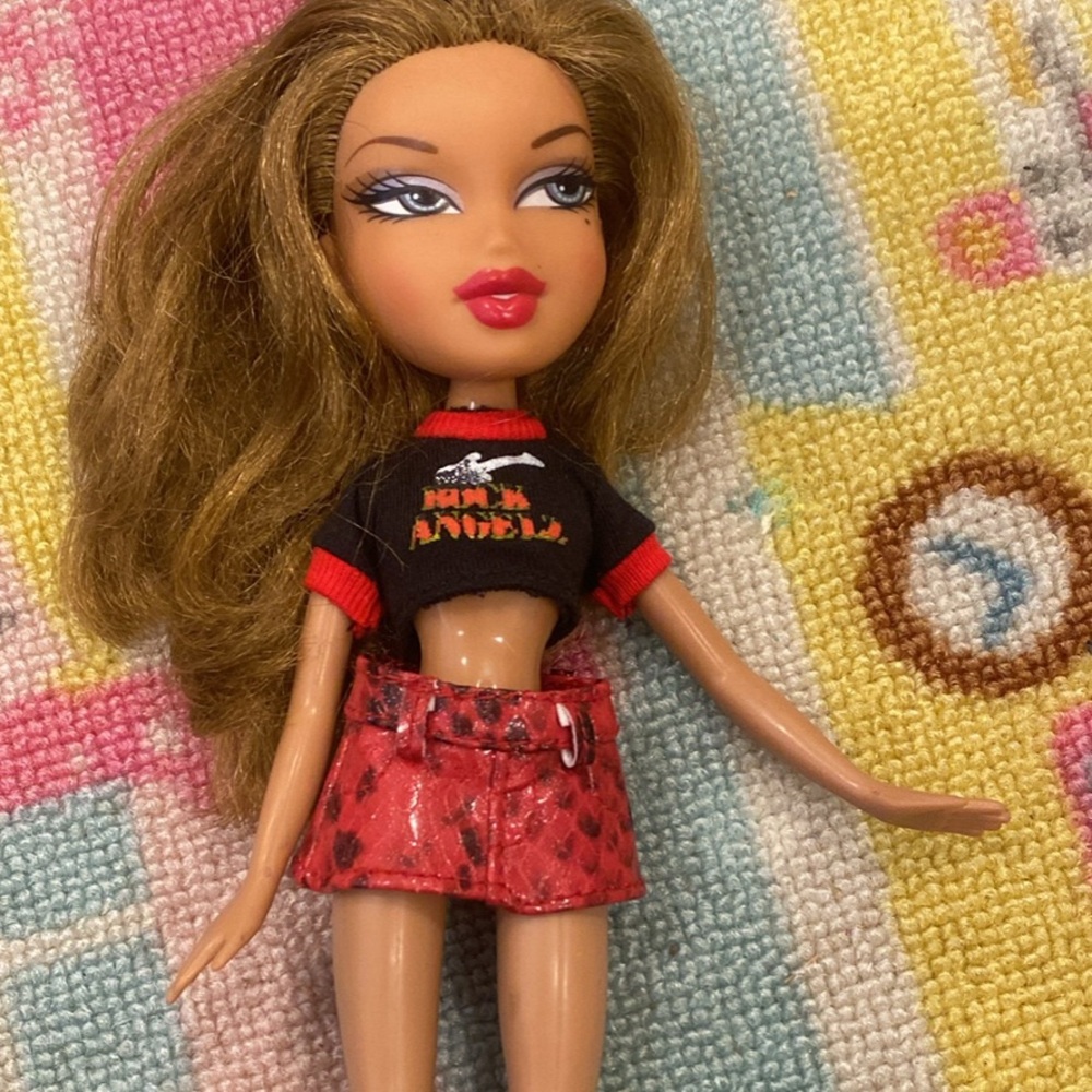 Bratz feeling pretty Yasmín